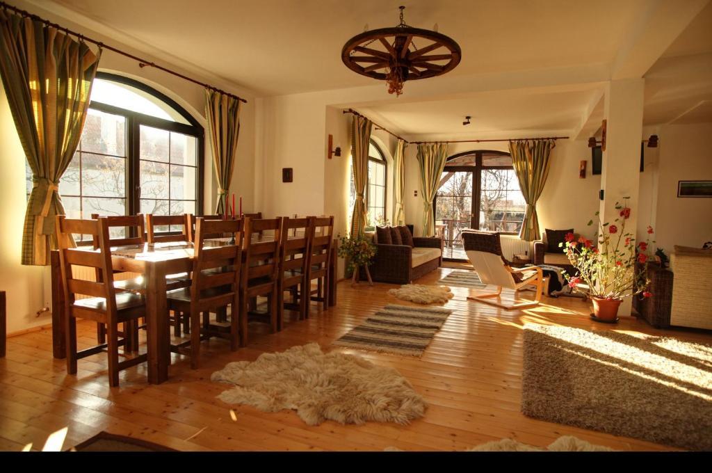 Casa Mosului - Transfagarasan Bed & Breakfast Cîrţişoara Buitenkant foto